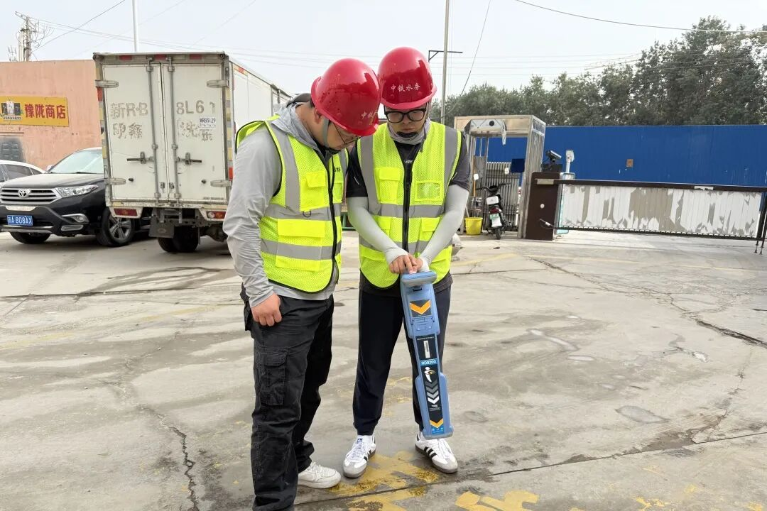 暖心維修解民憂 技術(shù)援助顯擔(dān)當(dāng) ——銀川中鐵水務(wù)雙線行動(dòng)踐行供水服務(wù)初心